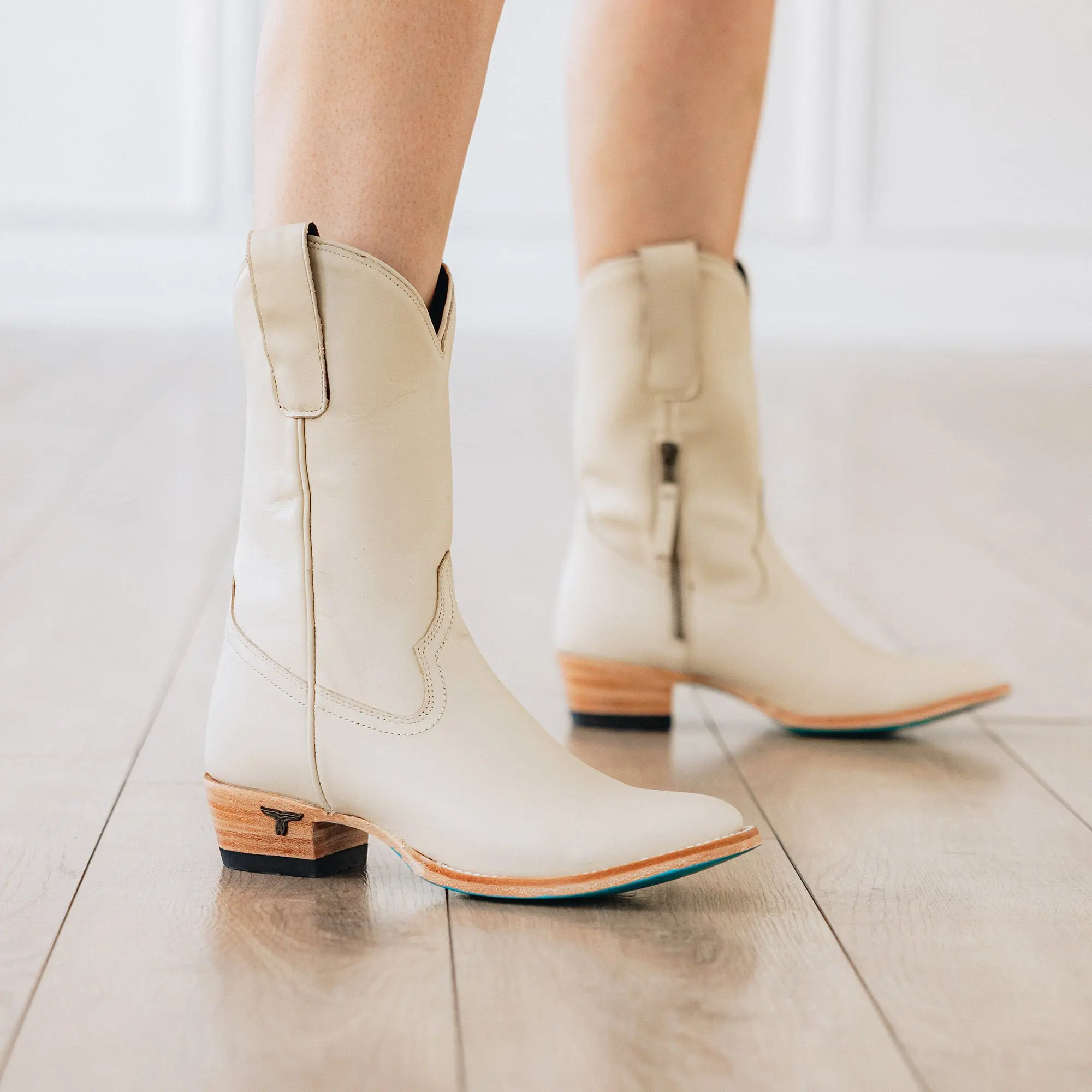Plain Jane Midi - Pale Ivory - Image 12