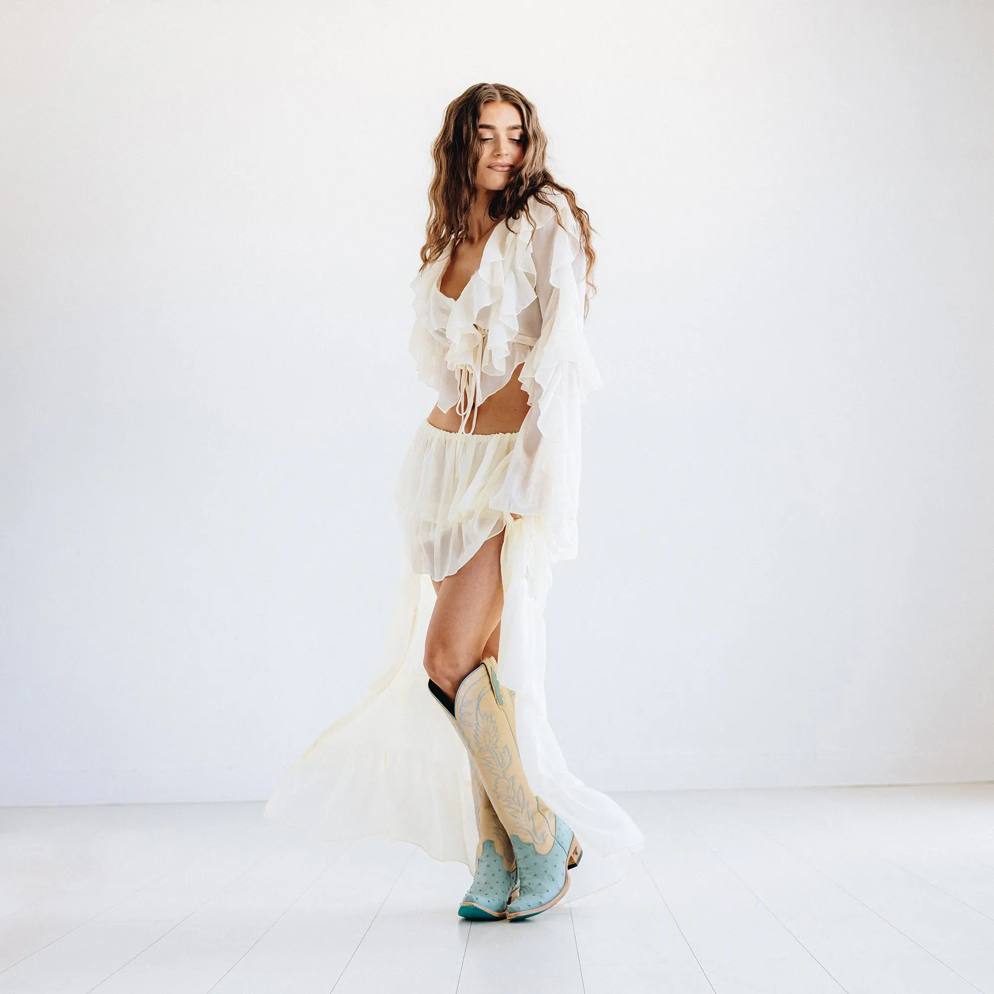 Sandaga Knee High - Powder Blue Ostrich - Image 12