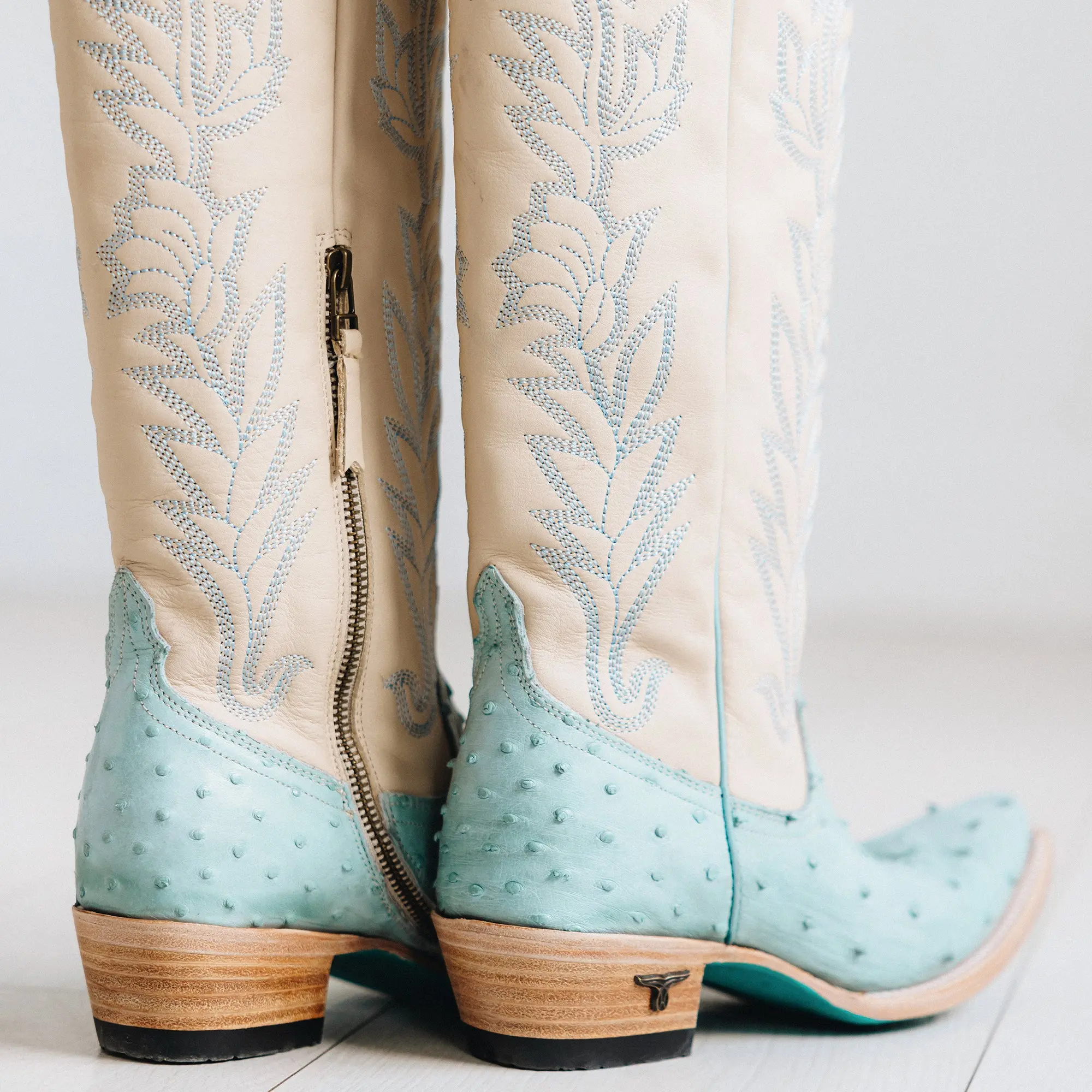 Sandaga Knee High - Powder Blue Ostrich - Image 16