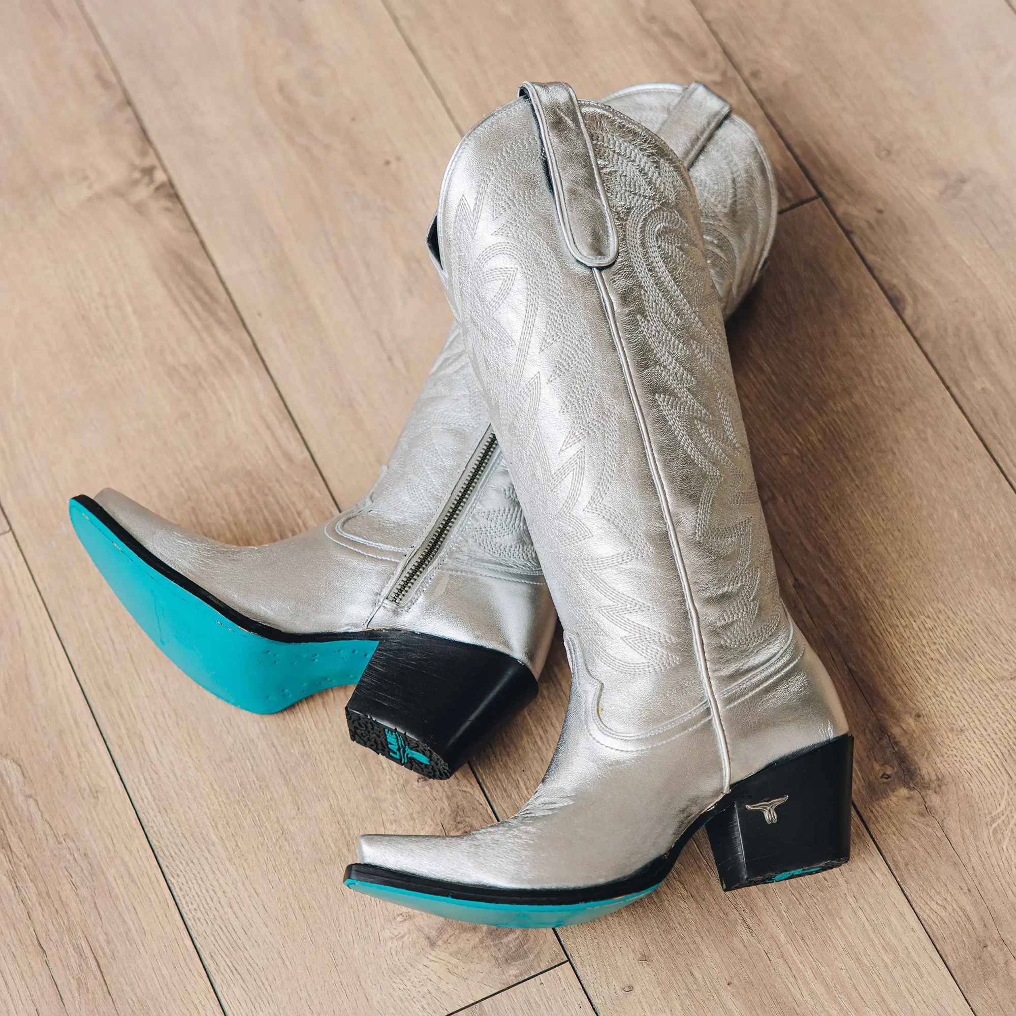 Smokeshow Boot - Silver Trail - Image 13