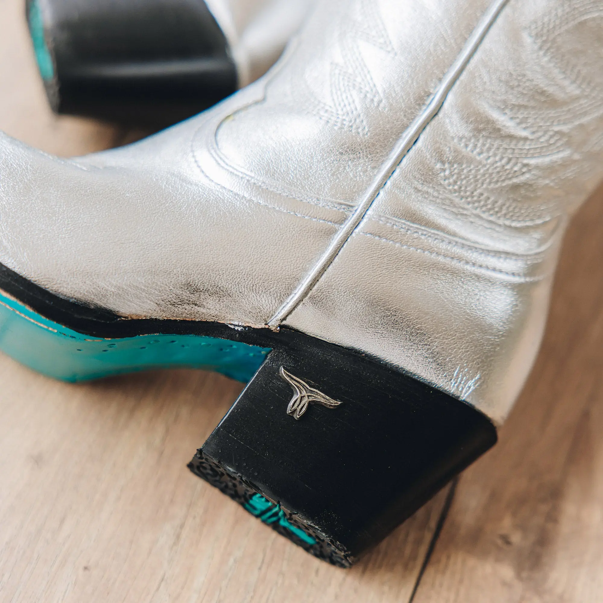 Smokeshow Boot - Silver Trail - Image 15